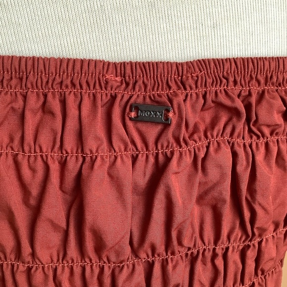 MEXX 2-Piece Smocked Peplum Eyelet Puff Sleeve Shorts Set Size M - Picture 7 of 16